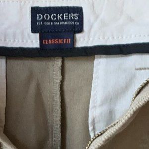 Dockers Classic Fit Khaki dress pants